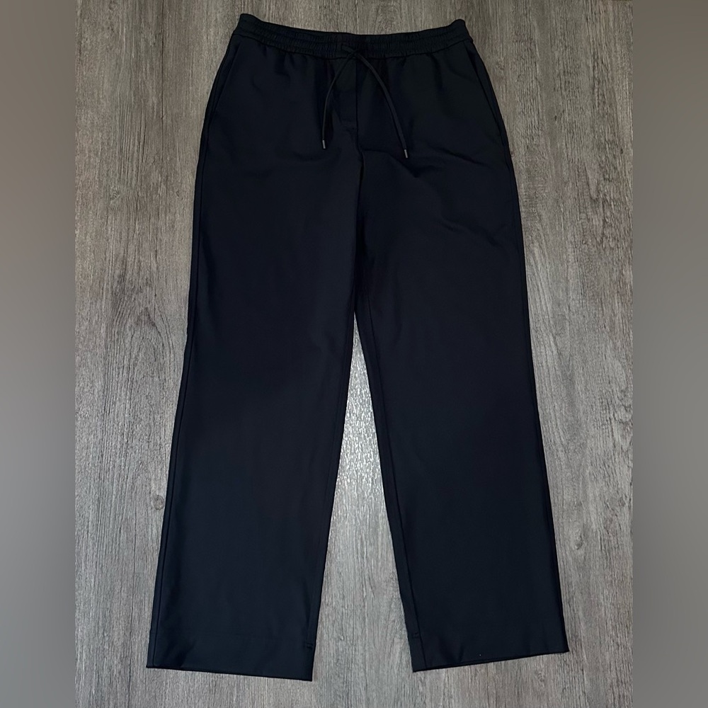 Lululemon Light Utilitech Cargo Pocket High-Rise Pant